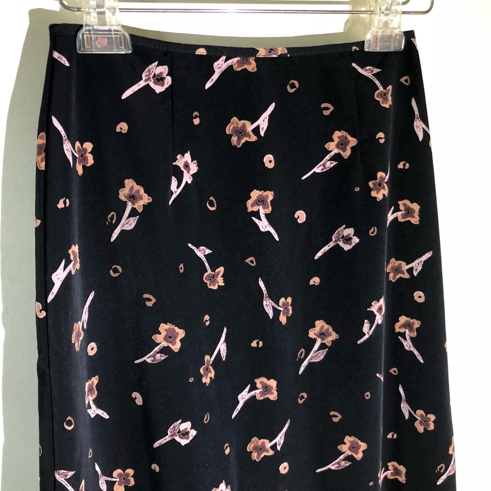 Vintage Wrapper a-line floral print black skirt sz 7/8 - Picture 2 of 7